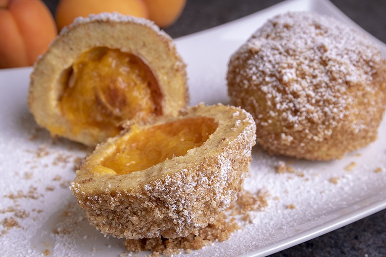 Aprikosenknödel