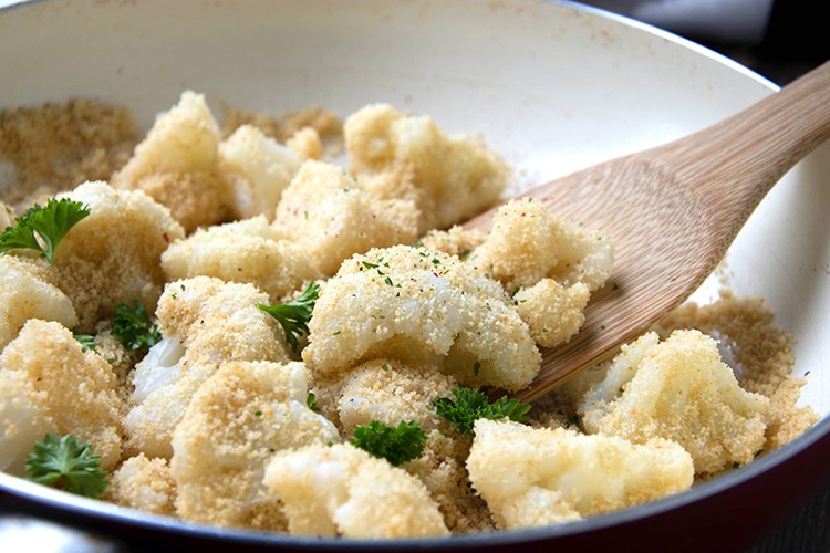 Blumenkohl in Kräutersauce