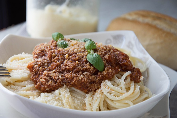 Hackfleischsauce zu Spaghetti