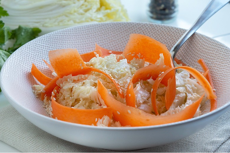 Chinakohlsalat mit Möhren