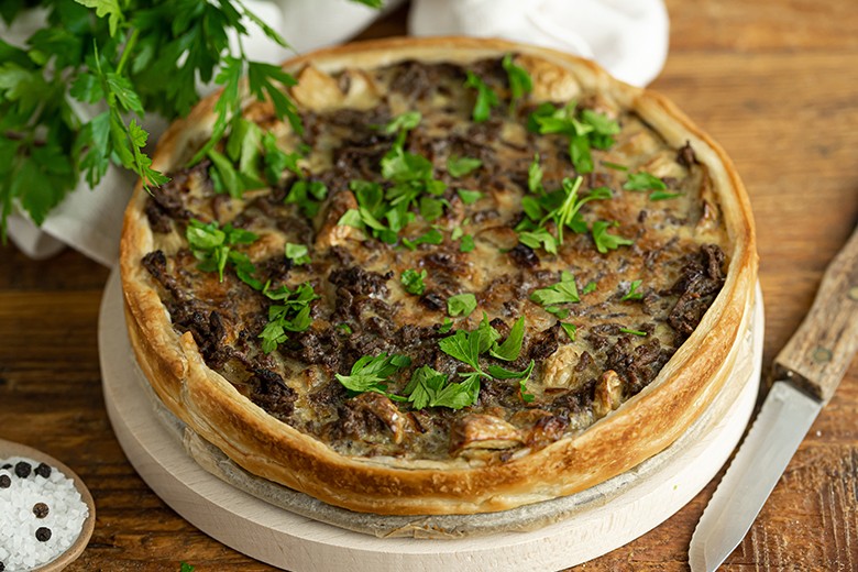 Quiche mit Pilzen und Hackfleisch