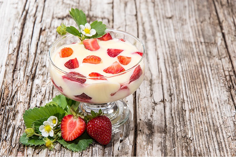 Vegane Erdbeercreme mit Vanille