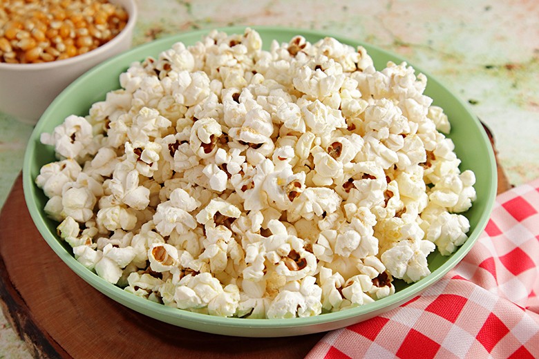Süßes Popcorn mit Laktritzgeschmack