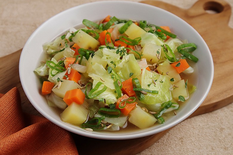 6 Rezepte zu Spitzkohl - Vegetarisch