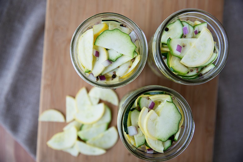 Eingelegte Zucchini