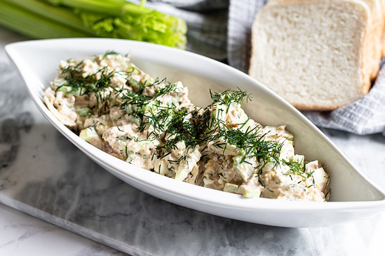 Stangensellerie-Salat mit Thunfisch