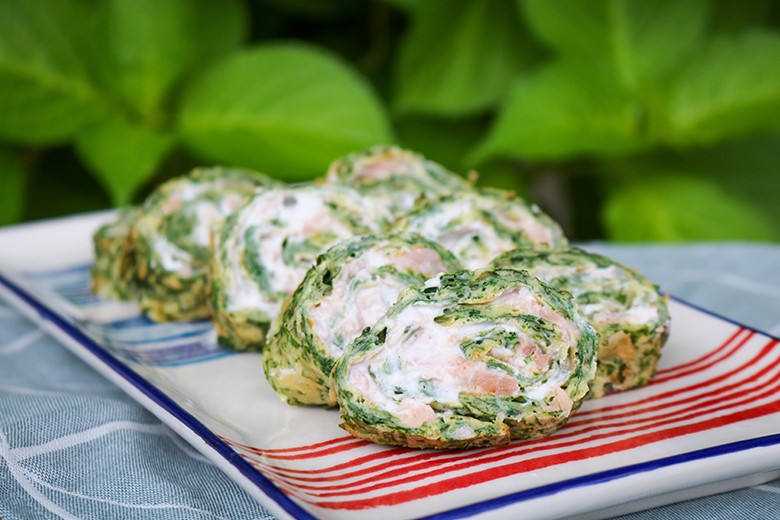 Spinatrolle mit Lachs