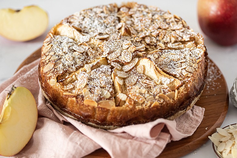 Apfel-Mandel-Kuchen mit Marzipan