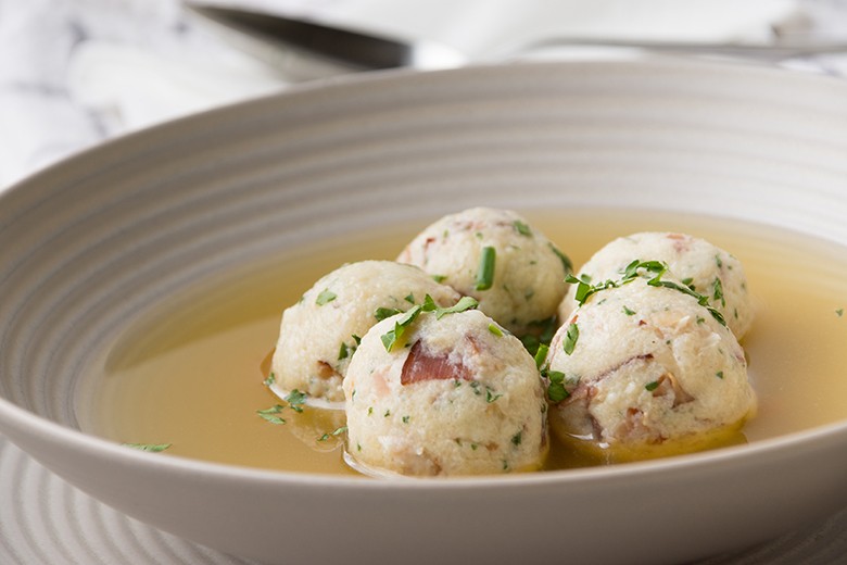Speckknödelsuppe