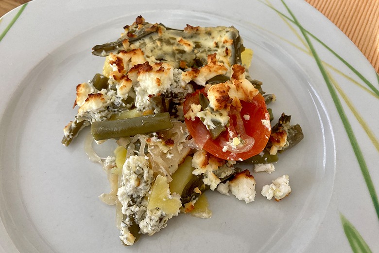 Kartoffel-Bohnenauflauf mit Schafskäse