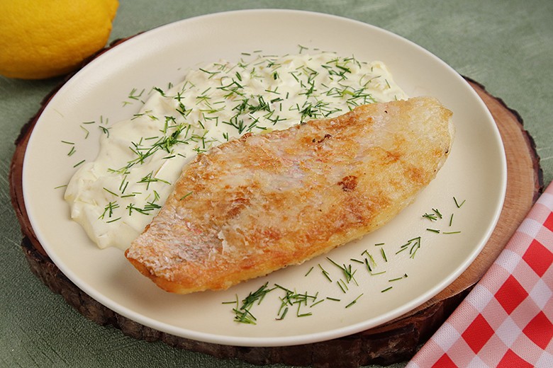 Rotbarschfilet mit Zitronensauce