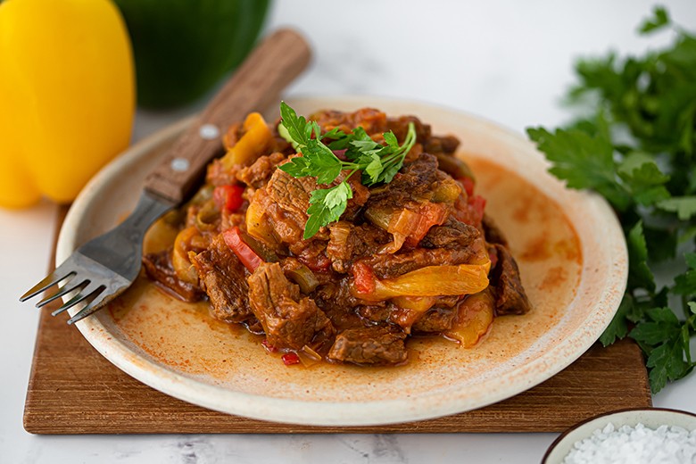 Paprika-Gulasch-Topf