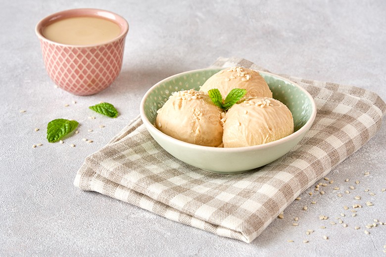 Veganes Sesam-Eis