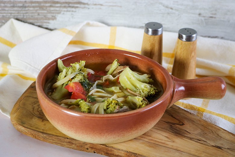 Brokkolisuppe mit Spaghetti