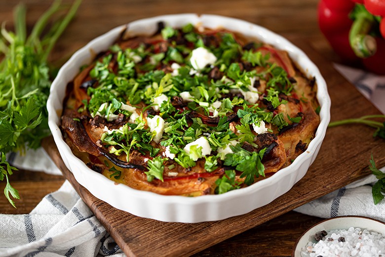 Süßkartoffel-Auflauf mit Paprika und Feta