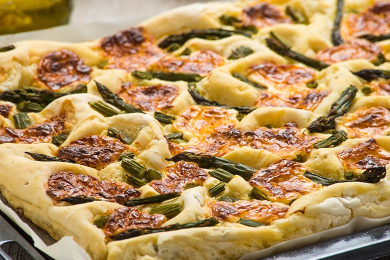 Spargel-Focaccia
