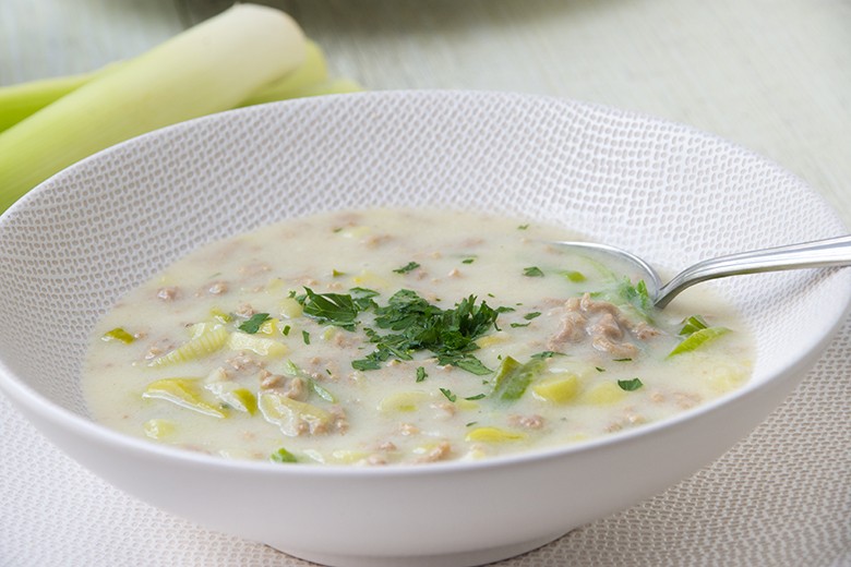 Hackfleischsuppe mit Lauch