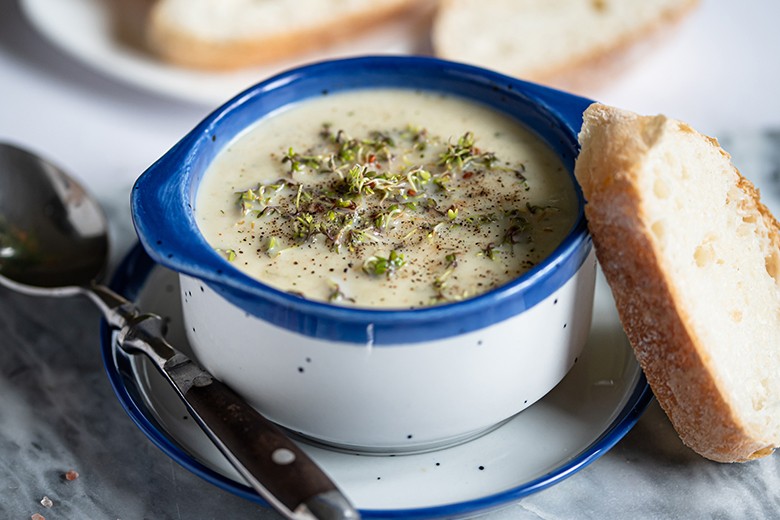 Blumenkohlsuppe mit Hackfleisch