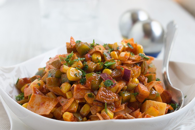 Maissalat mit Wurst