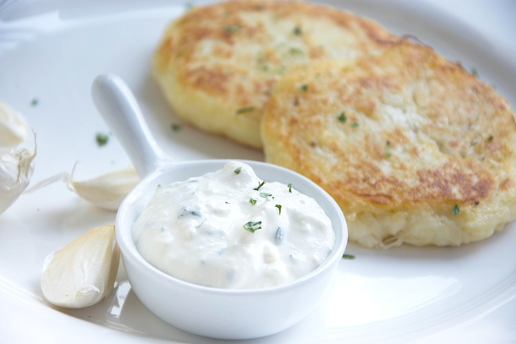 Knoblauchsauce mit Zitronenpfeffer