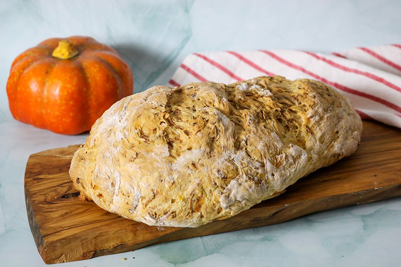 Kürbisbrot mit Sauerteig