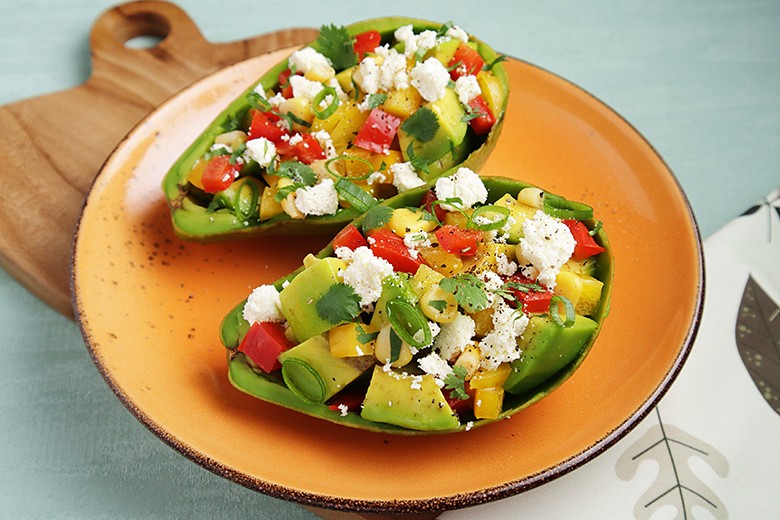 Gefüllte Avocado mit Feta