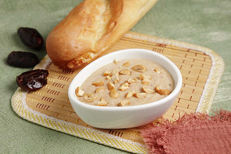 Dattel-Curry-Dip