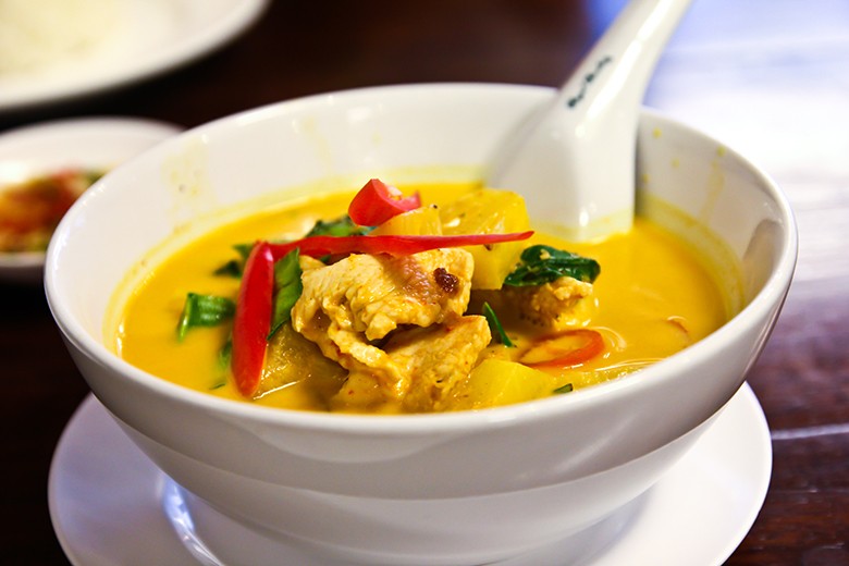 Gelbes Puten-Curry