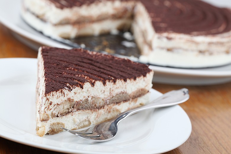 Tiramisu-Torte mit Löffelbiskuits