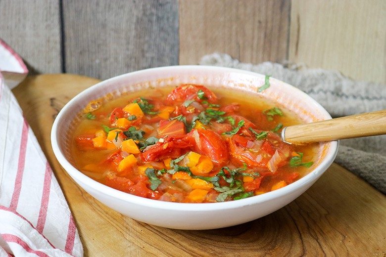 Klare Tomatensuppe