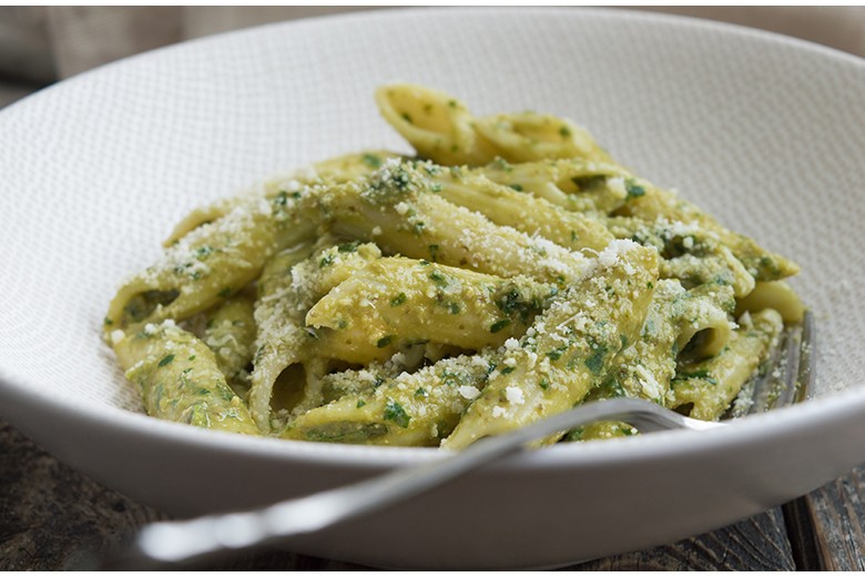 Einfaches Korianderpesto