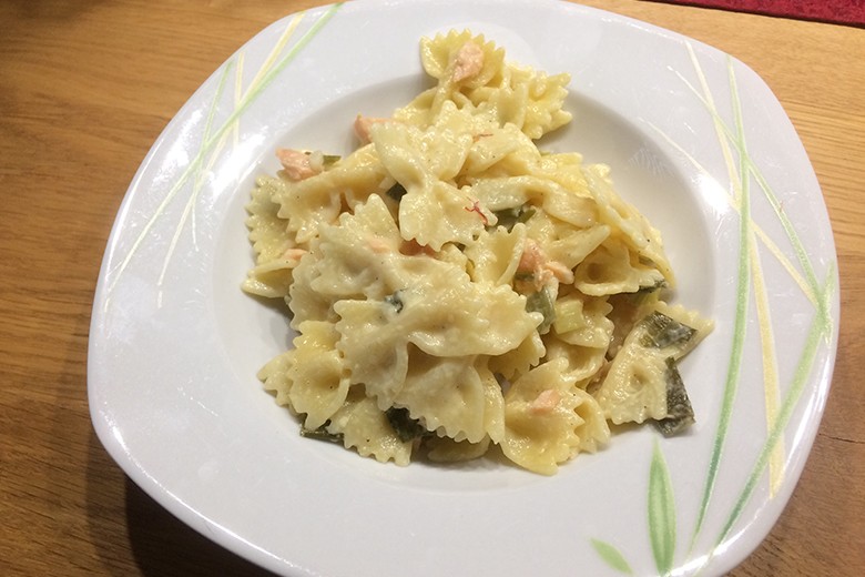 Farfalle mit Räucherlachs