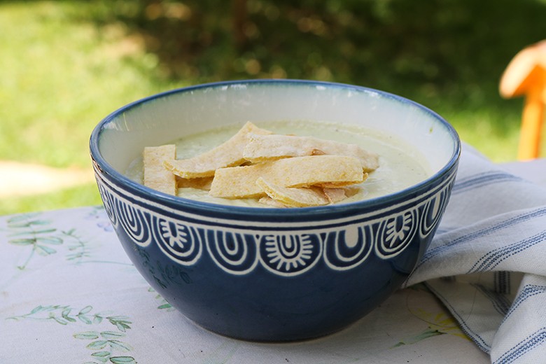 Mexikanische Avocadosuppe