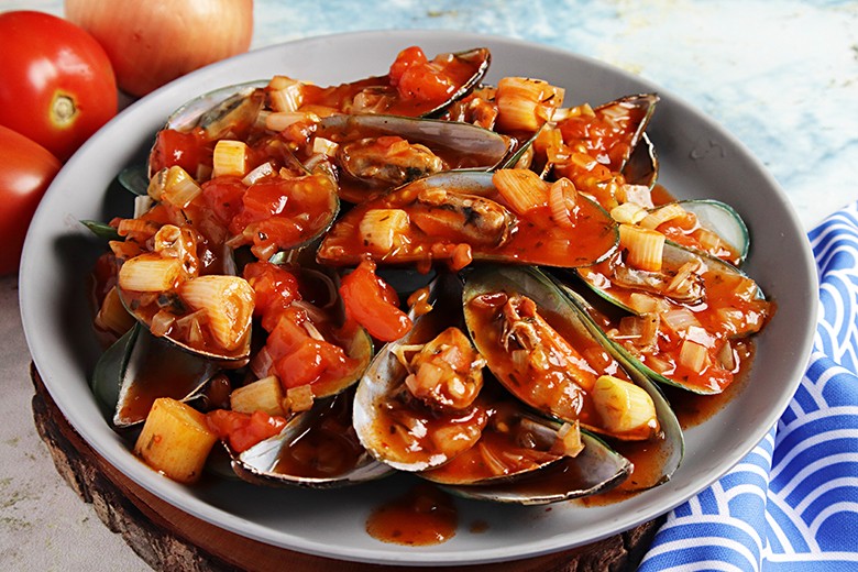 Muscheln in Tomatensugo