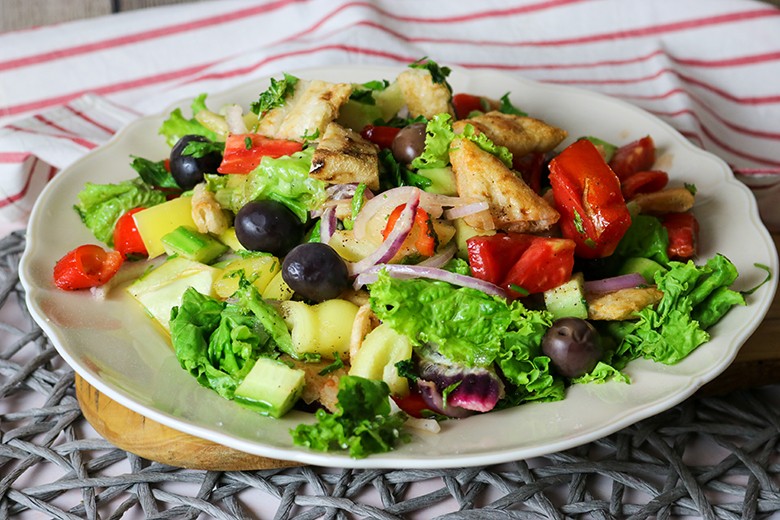 Mediterraner Paprikasalat