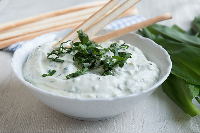 Bärlauch-Schafskäse-Dip