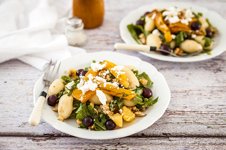 Gnocchi Salat mit Rucola und Schafskäse