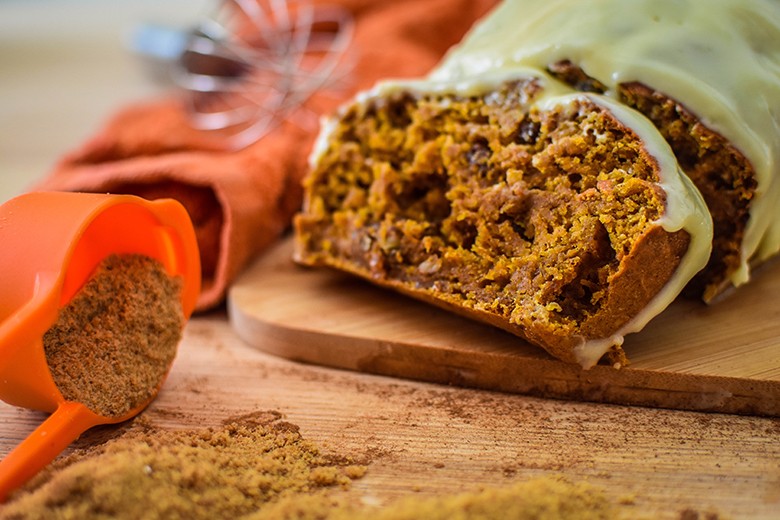 Möhrenkuchen mit Mascarponehaube