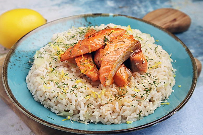 Zitronenrisotto mit Lachs