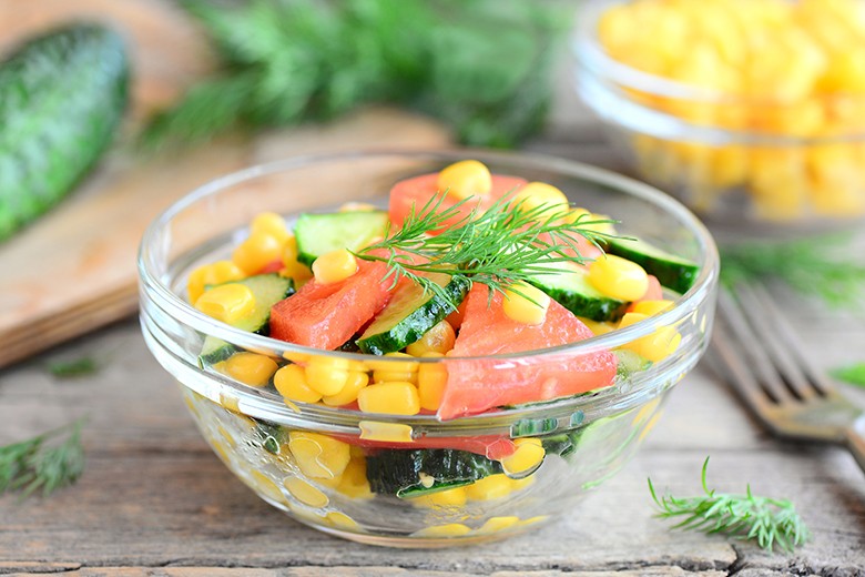 Tomaten-Mais-Salat