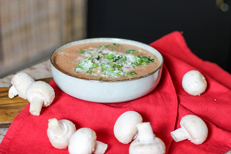 Pilzsuppe nach italienischer Art