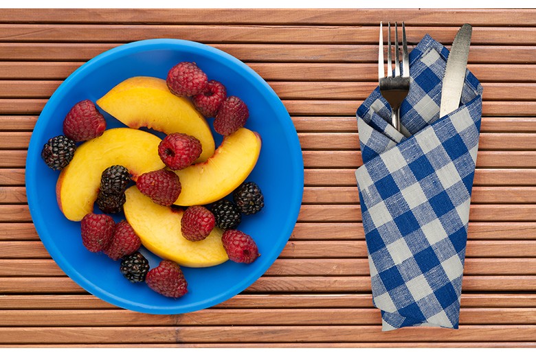 Nektarinen-Beeren-Salat