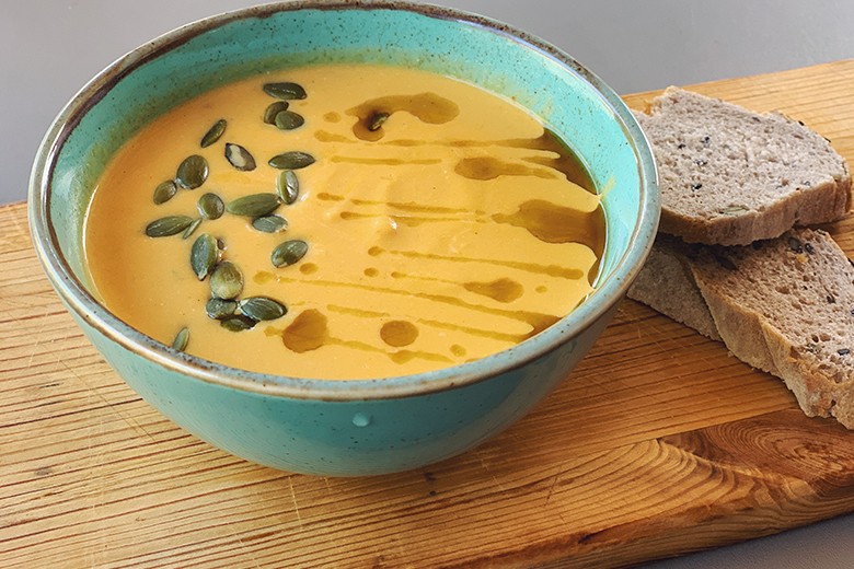 Kürbiscremesuppe mit Butternusskürbis