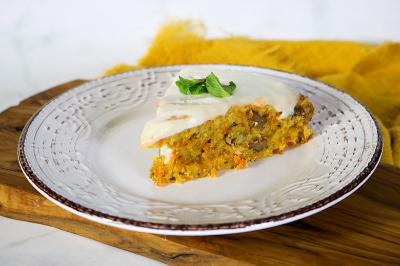 Saftiger Karotten-Walnuss-Kuchen