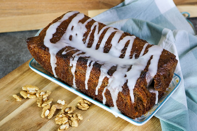 Honigkuchen mit Walnüssen