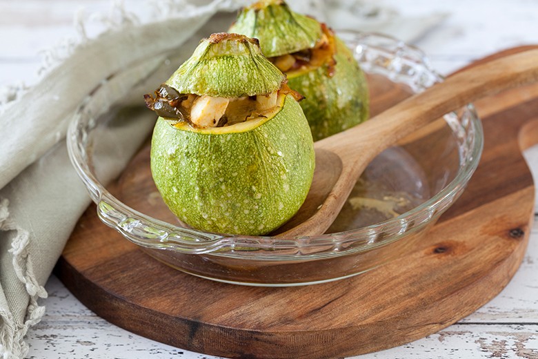 Mini-Zucchini mit Füllung