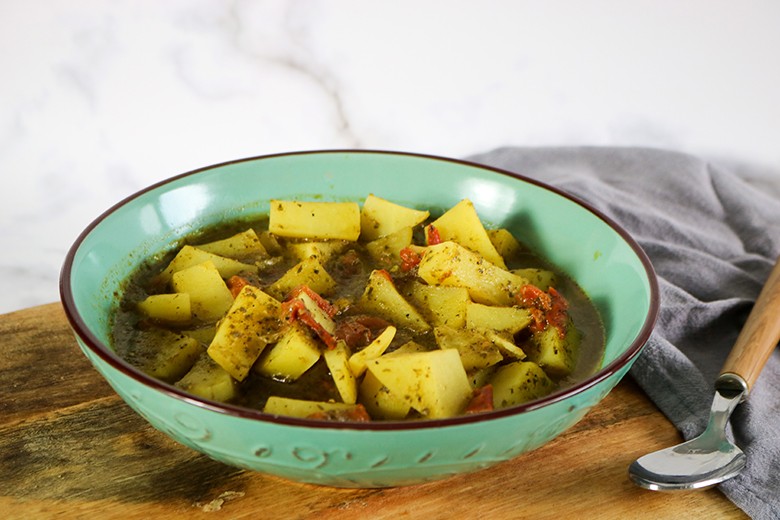 Kartoffelsuppe mit Basilikumpaste