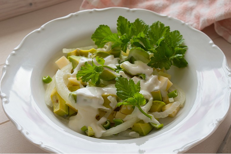 Avocado-Käse-Salat