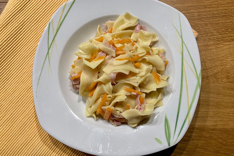 Pasta mit Schinken