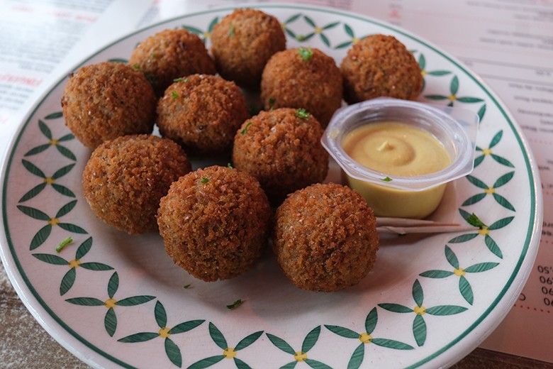 Bitterballen